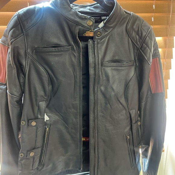 Black Leather Jacket by [Harley Davidson] - Picture 1 of 2